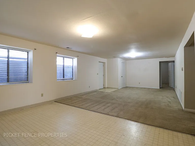 533 14th Ave #4 — Photo 17