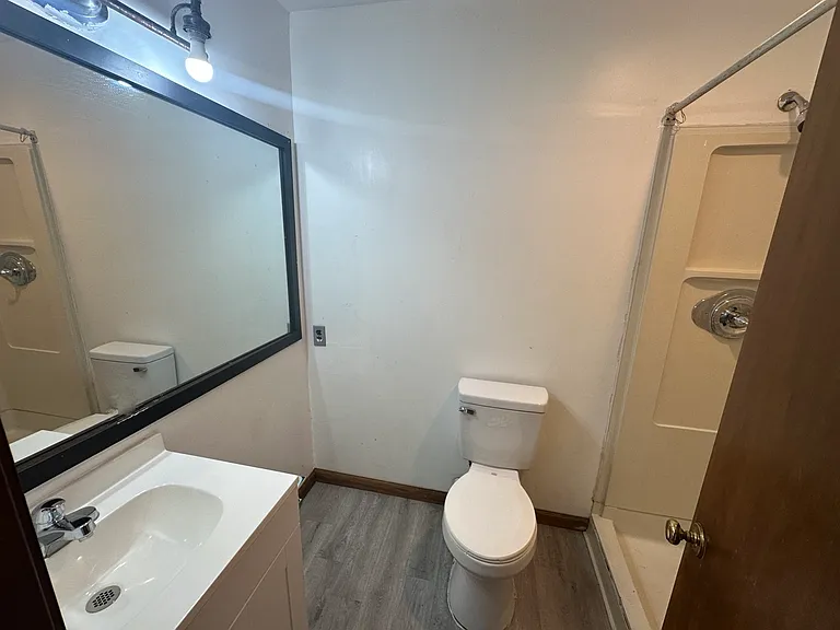 115 Spruce Ln — Photo 11