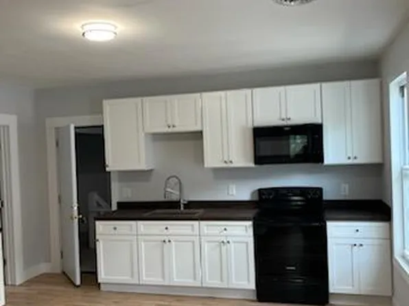 51 Van Derveer St, Amsterdam, NY 12010