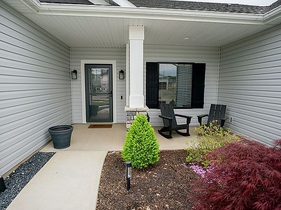 2nd image of 15057 Leo Creek Blvd