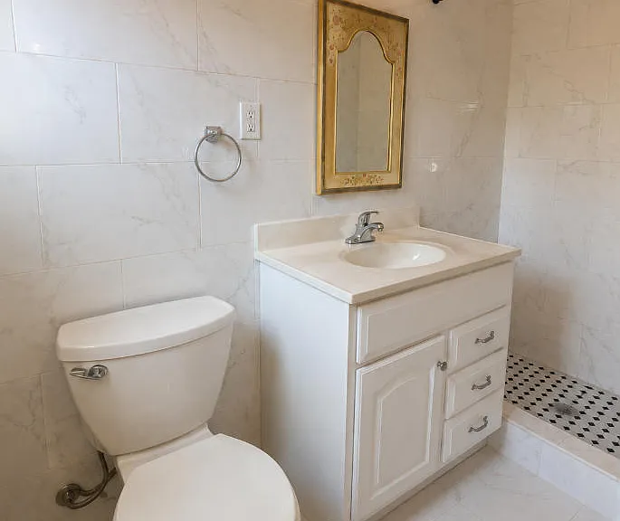 2 Arbor Pl #1 — Photo 10