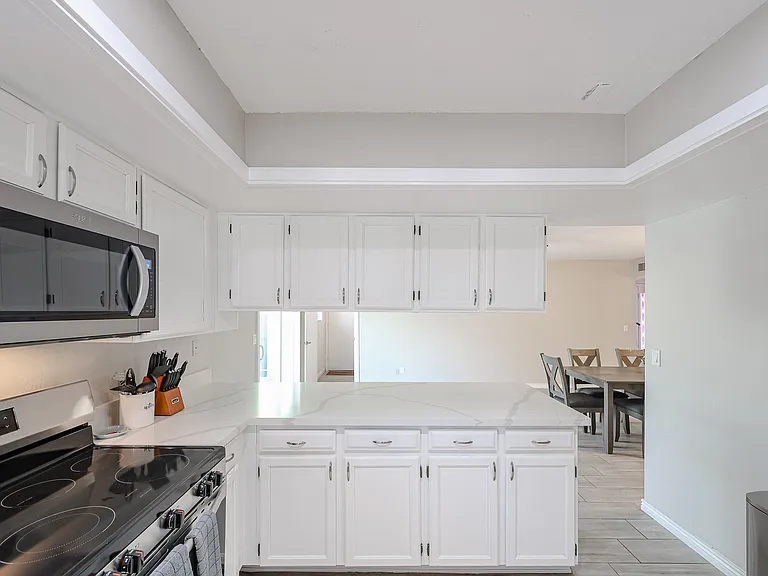 W Campo Bello Dr — Photo 35