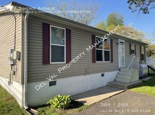 857 Simons Ave, Bensalem, PA 19020