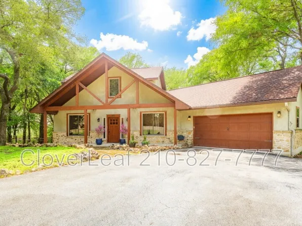 1025 Flaming Oak Dr, New Braunfels, TX 78132