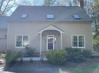 59 Stratham Grn, Stratham, NH 03885