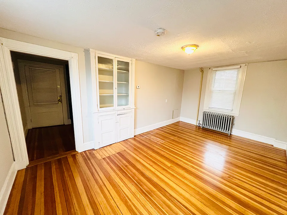 69 Adams St #2