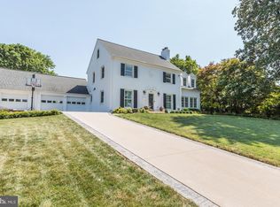 9805 Haverhill Dr, Kensington, MD 20895