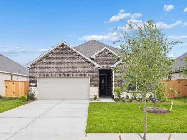 13718 Ballast Green Dr, La Marque, TX 77568