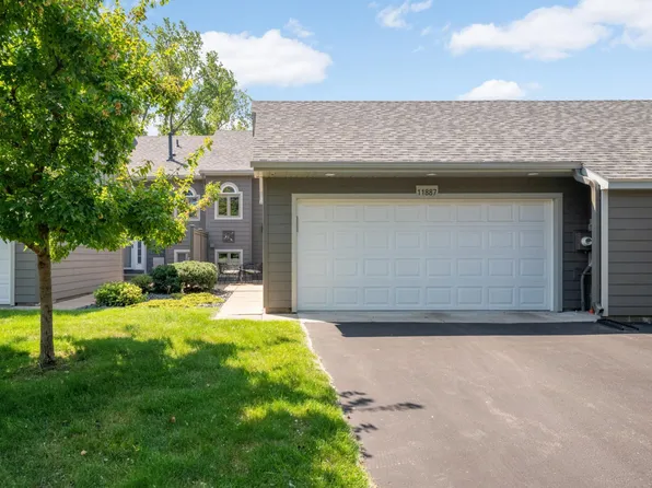11887 Minnetonka Blvd, Minnetonka, MN 55305