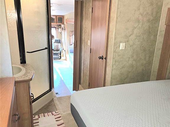 2nd image of 6236 & 6240 Brown Rd