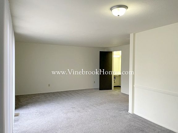 3rd image of 5680 Troy Villa Blvd