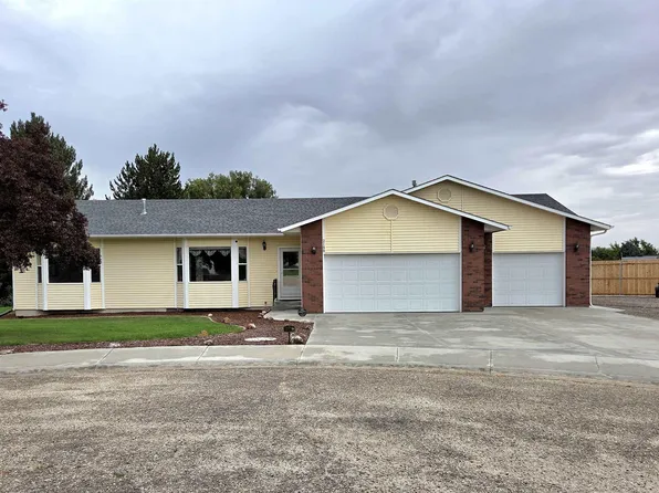 2188 Greenbrier Dr, Emmett, ID 83617