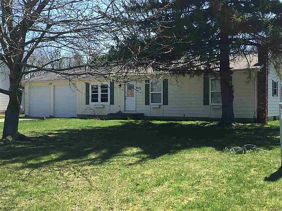 2nd image of 605 Ramsey Ln