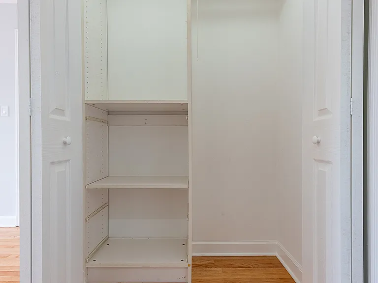 4136 N California Ave #302 — Photo 20