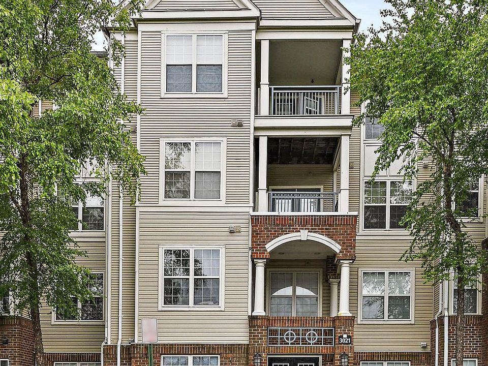 1st image of 3021 Nicosh Cir Unit 1307
