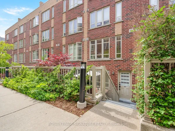 351 Wallace Ave #163, Toronto, ON M6P 3N1
