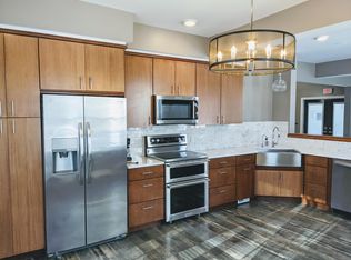 46 Oxford Rd #1, New Hartford, NY 13413