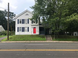 460 Church St #1W, Wallingford, CT 06492