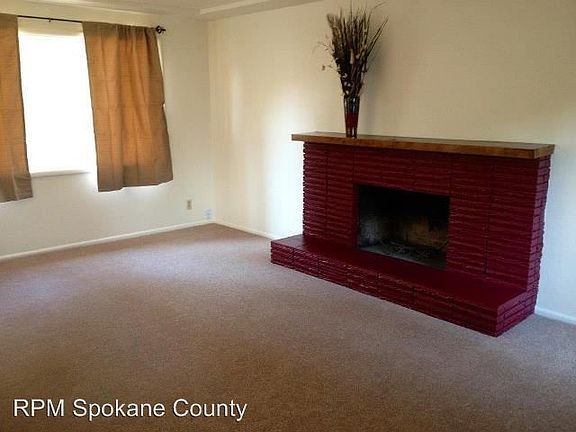 2nd image of 4004 W Hoffman Ave