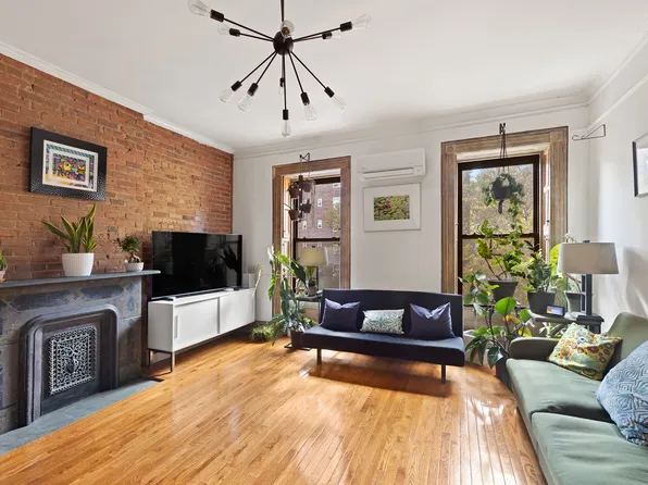 257 West 131st Street image 1 of 13