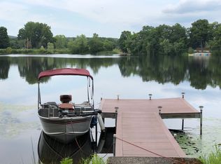 9 Bungalow Pt, Wilbraham, MA 01095