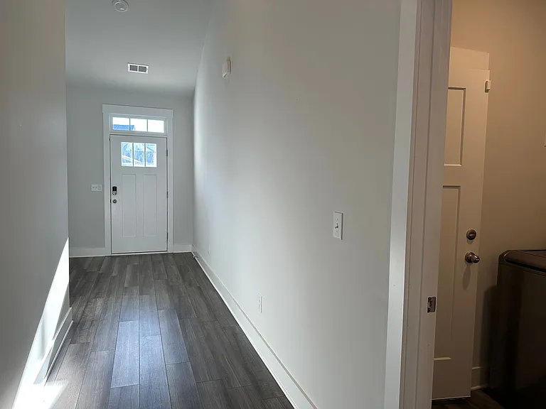 521 Robinwood Pl — Photo 10