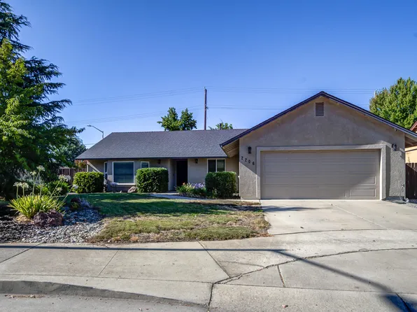 2206 Lonigan Ct, Redding, CA 96001