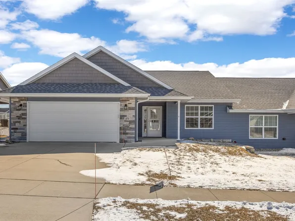 473 Chamber Dr, Anamosa, IA 52205