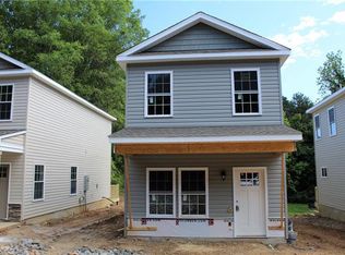 1860 19th Ave NE #2, Hickory, NC 28601