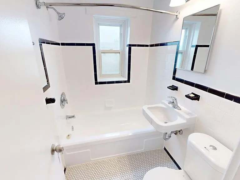 1196 Shillington Ave — Photo 25