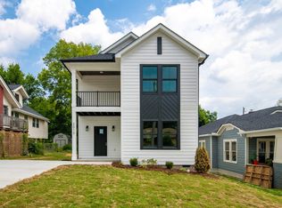 2013 Oak St, Chattanooga, TN 37404