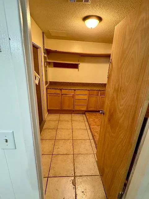 3 bed, 1352 sqft, $1,750 — Photo 3