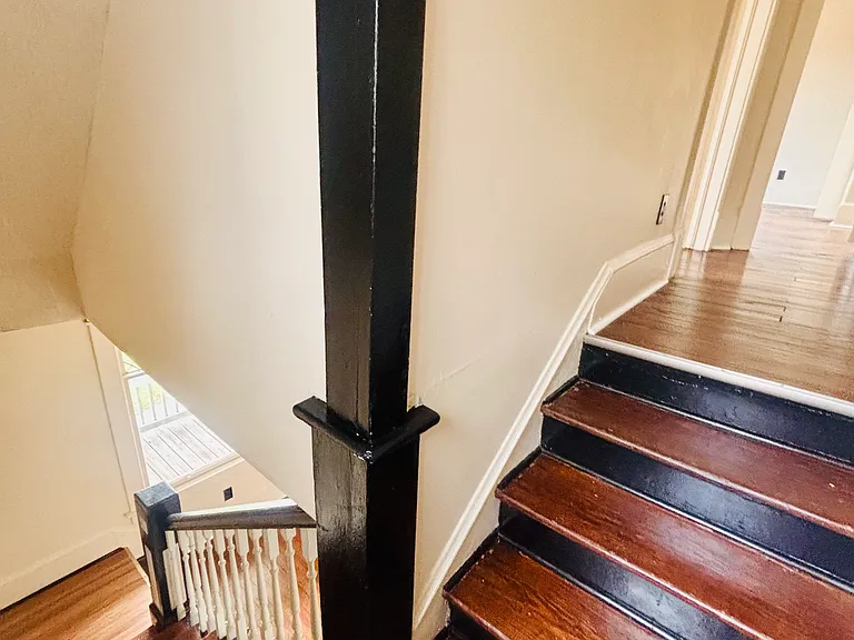 1111 Orange Ave NW #A — Photo 10
