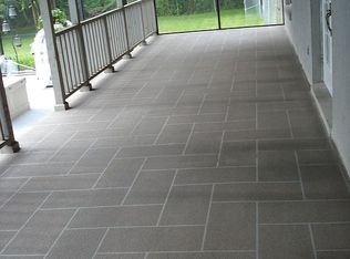 906 Cowart Rd, Plant City, FL 33566