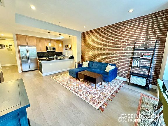 2nd image of 410 M St NW #2