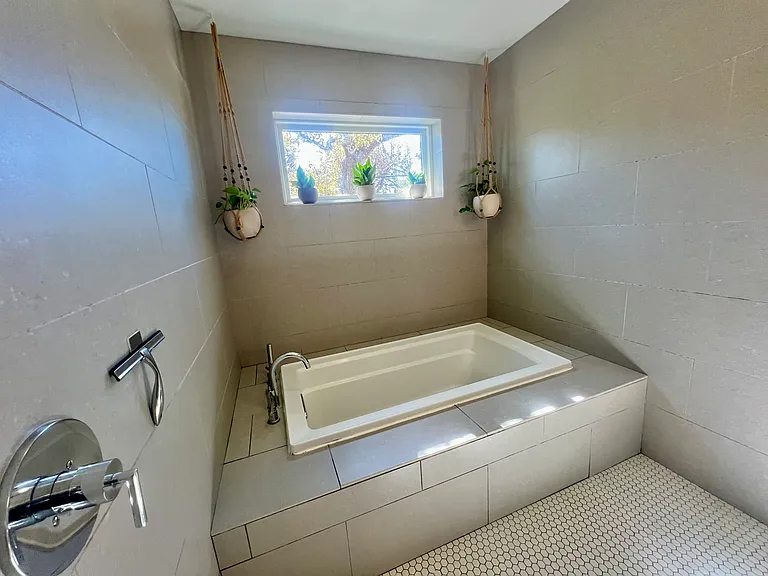 2118 Brackenridge St #2 — Photo 20