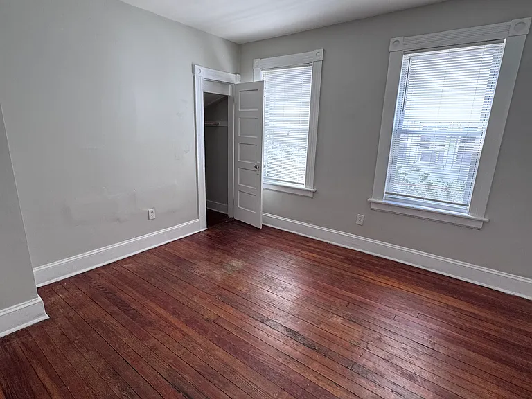 115 Smith St — Photo 18