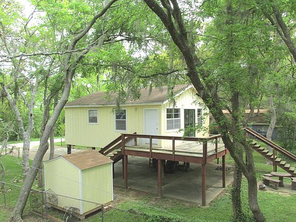 2nd image of 147 Private Road 652 Live Oak Bend Dr