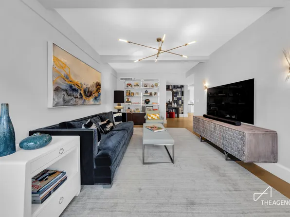 65 East 96th Street 14B image 2 of 11