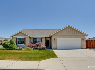 343 N Newark Ave, East Wenatchee, WA