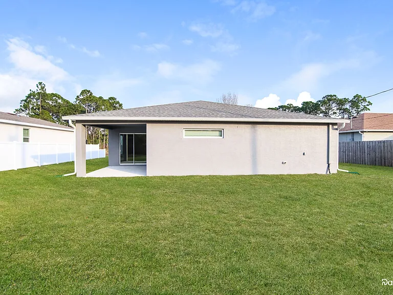 2110 Watkins Rd SE — Photo 14