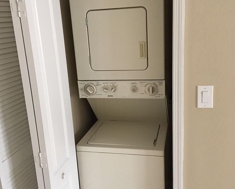 2nd image of 2471 SE 16th Ter