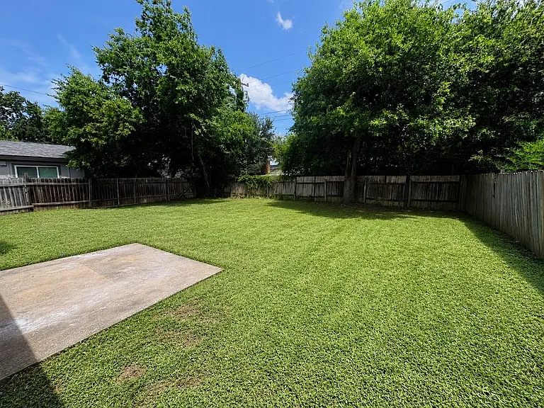 817 Cactus Dr — Photo 24