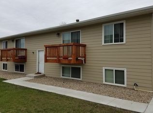 1505 12th St NW UNIT C, Minot, ND 58703
