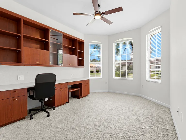 5217 Far Oak Cir — Photo 22