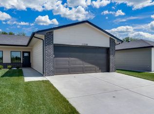 11316 W 35th St S, Wichita, KS 67215
