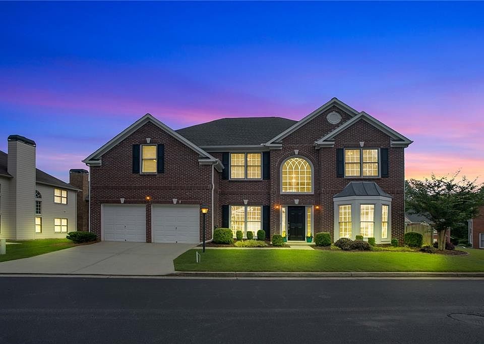 1st image of 149 Ennisbrook Dr SE