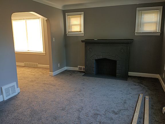 2nd image of 9607-09 Berkshire St