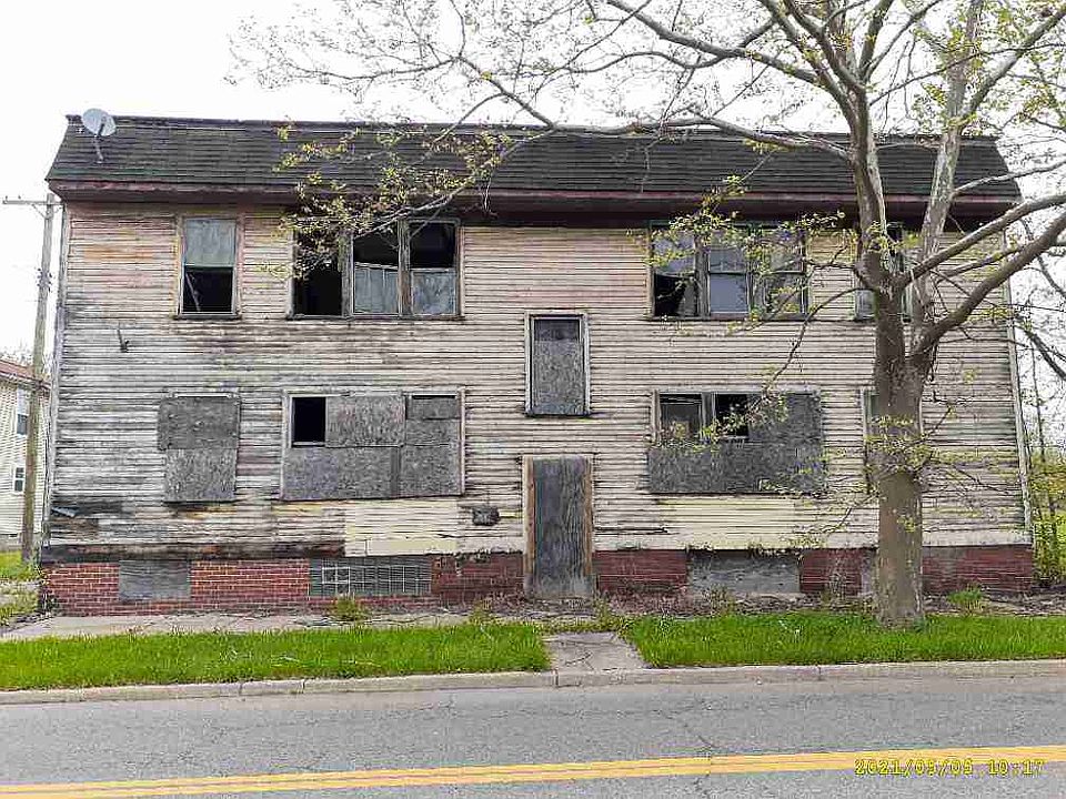 4606 Dickerson