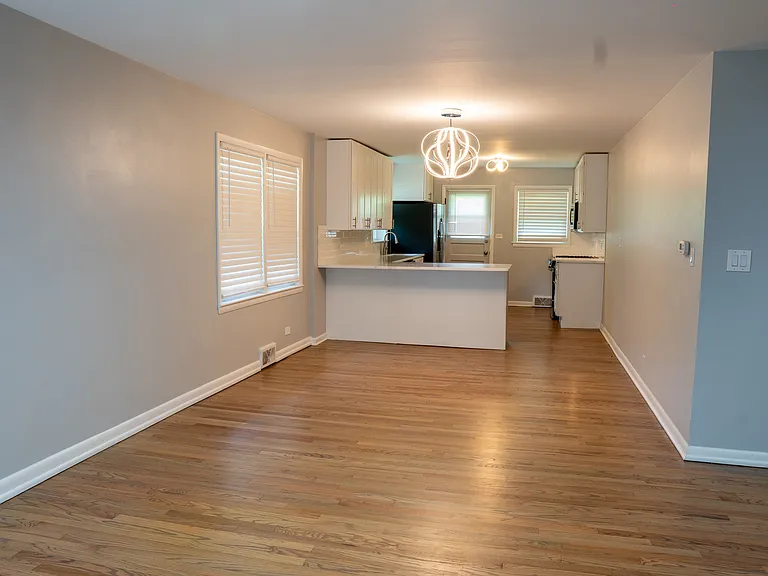9733 Karlov Ave — Photo 11